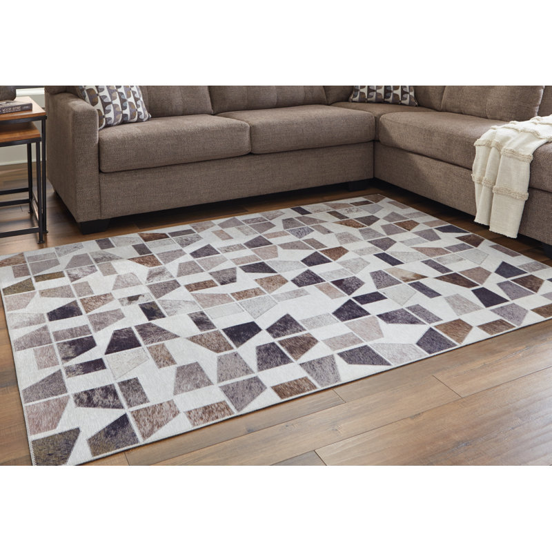 Geometric Multicolor Synthetic 5' x 7' Area Rug