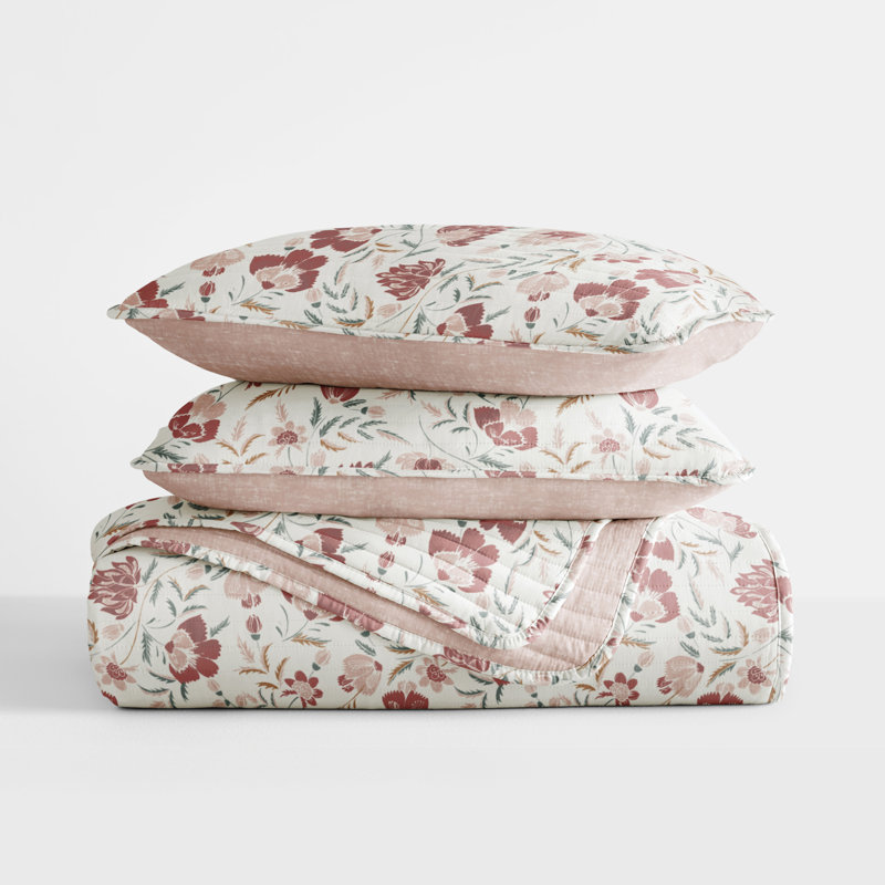 Quilt Set- Lightweight - All Season Quilted Coverlet - French Jacobean, Rose, Full/Queen Quilt + 2 Standard Shams 
