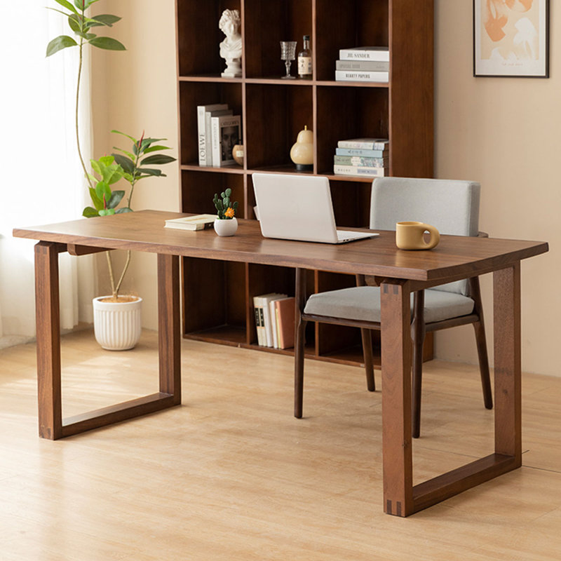 Bureau rectangulaire en bois massif brun noisette, H 29,53 po x l 62,99 po x P 27,56 po
