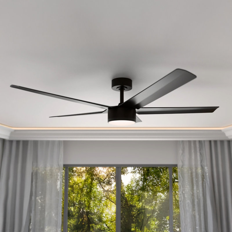 Ventilateur de plafond intelligent à 5 pales 52 pouces Stratos de 2700K-6000K CCT avec télécommande en noir mat Stratos