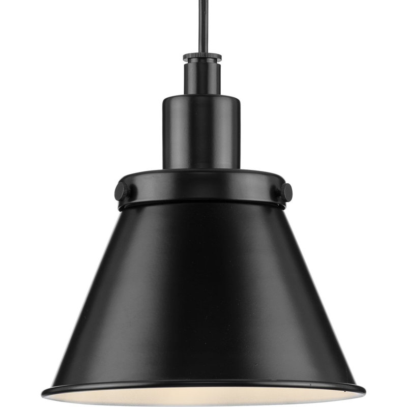 Luminaire suspendu conique à 1 lumière Landrich, Noir mat, Noir mat