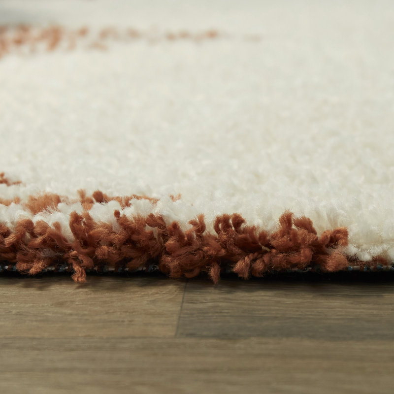 Tapis orange brûlé / ivoire Ashlynn, Rectangle 7 pi 10 po x 10 pi