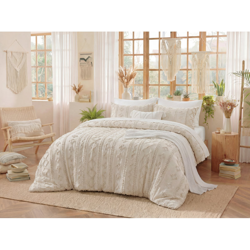 Bedsure Tufted Boho Twin Comforter Set – 2-Piece Beige Shabby Bedding，Farmhouse Jacquard Bed Set with Embroidery, All-Season Softness for Cozy Bedrooms & Boho-Chic Gifts