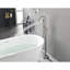 Robinet de baignoire avec douche à main et robinet en nickel brossé à température d'eau-118765971