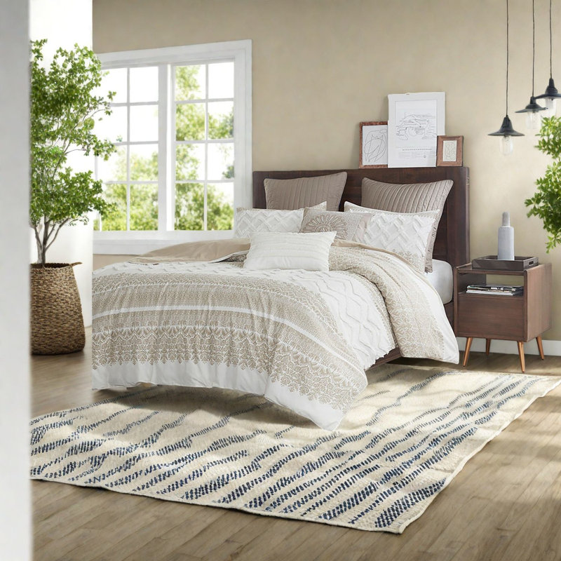 Charming Cotton King Bedding Set With Chenille Tufting For Farmhouse Style