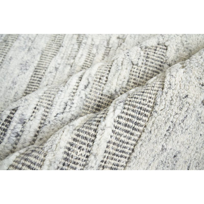 Calibre Abstract Hand-Knotted Wool Silver/Charcoal Area Rug, Rectangle 6' x 9'