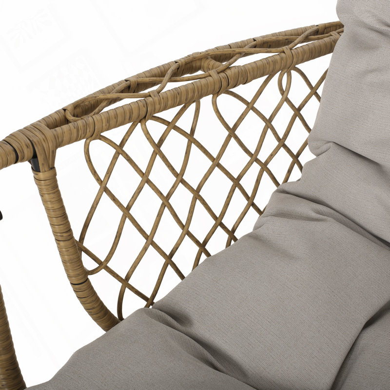 Chaise d'extérieur suspendue pour patio