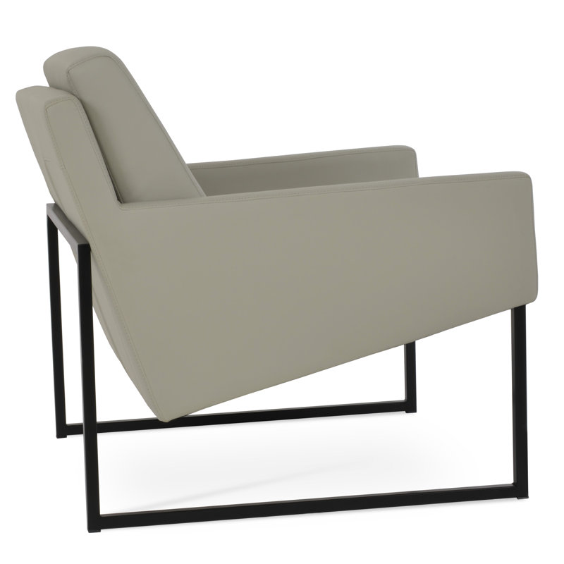 Fauteuil Nova en métal noir, Cuirette gris pâle