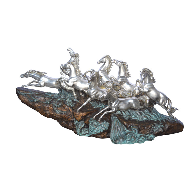 Huit chevaux qui courent une statue en bronze à finition argentée - Taille: L 59 po x l 20 po x H 28 po.