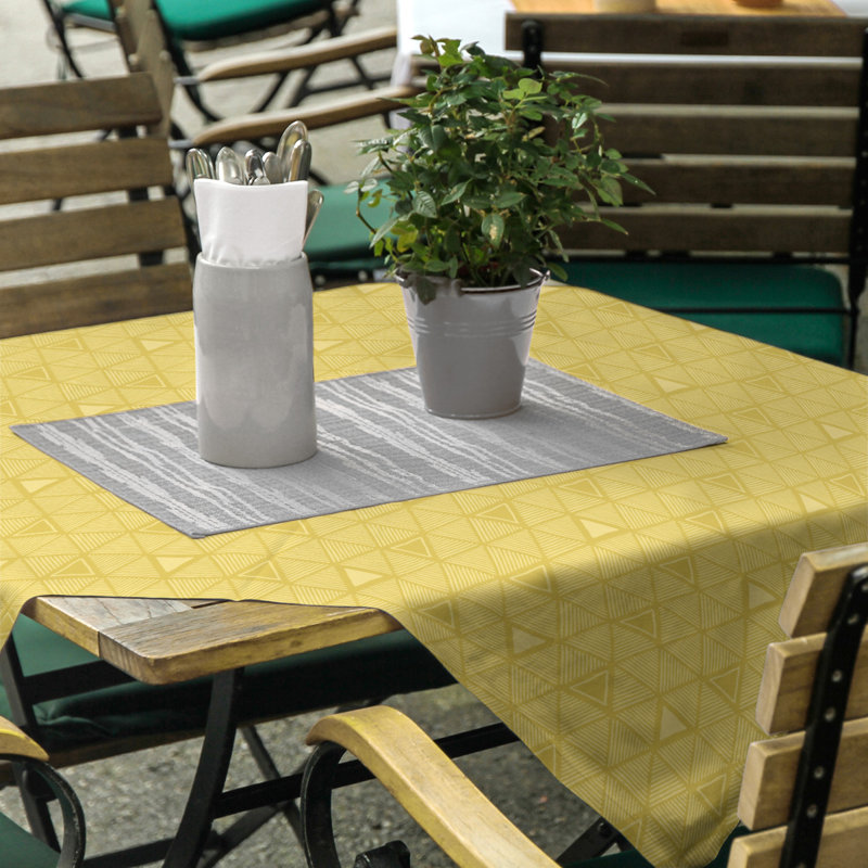 Classic Hand Drawn Triangles Tablecloth, Yellow