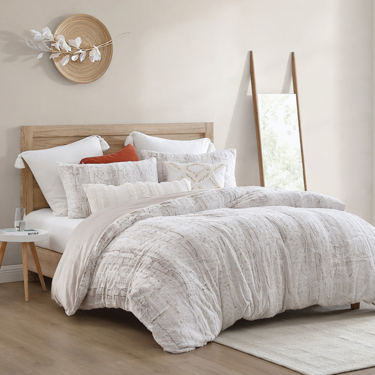 Peri Home Chenille Rose Comforter Set King / Grey