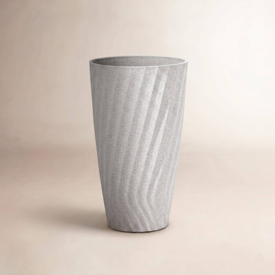 Boynton 14" Pot Planter