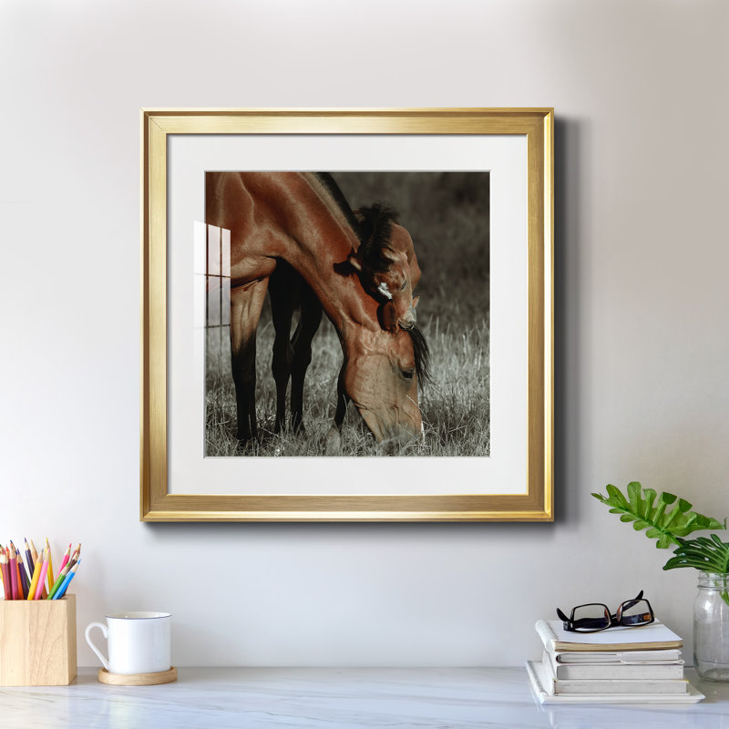 Un lien ininterrompu - photographie, Papier encadré doré, H 17,5 po x l 17,5 po x P 1,5 po