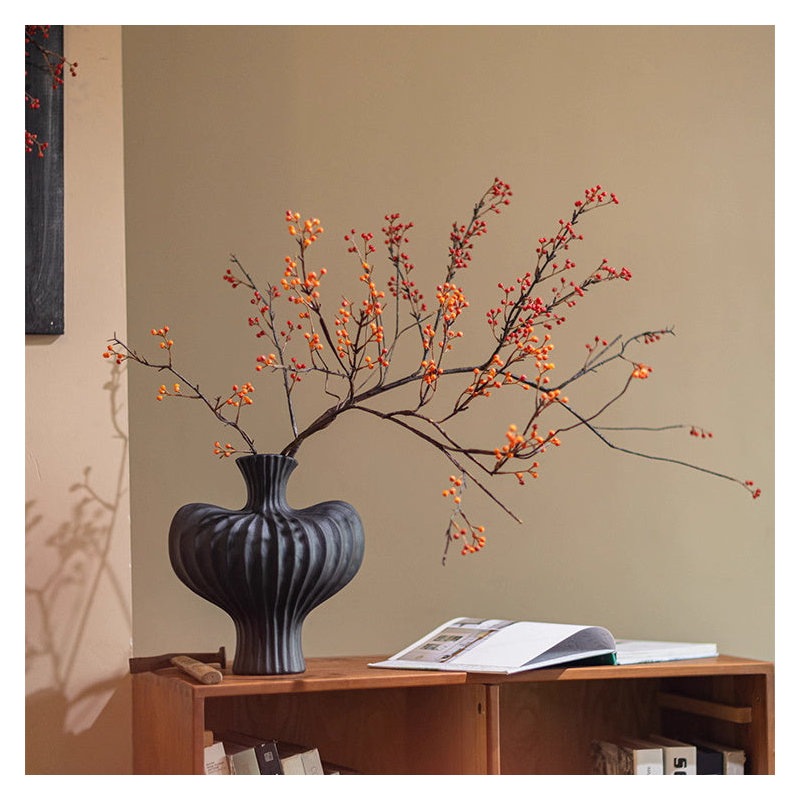 Baies rustiques sur une grande branche, Orange