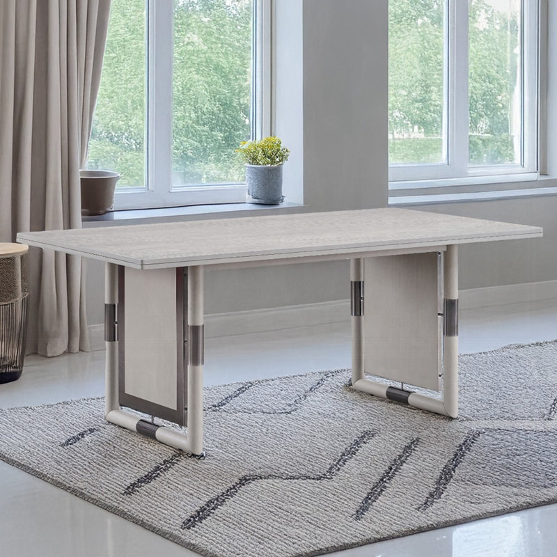 Table de salle à manger rectangulaire en bois avec base en U au fini naturel