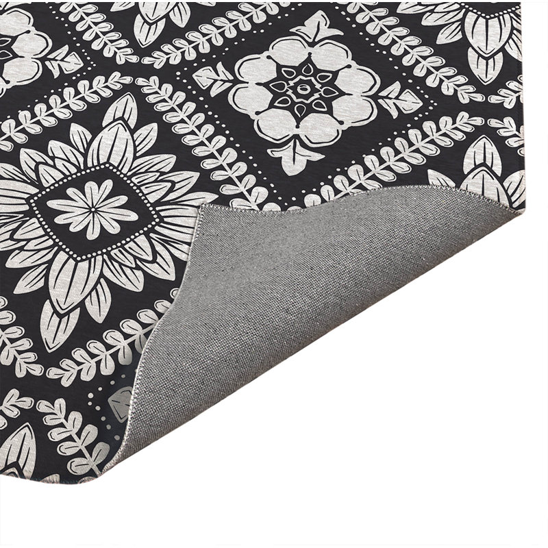 Donovan Indoor Non-Slip Area Rug, Rectangle 2' x 3'