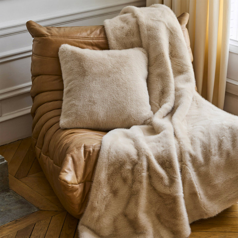 Frisson Decorative Pillow, Noisette