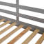 Lit superposé en bois avec toit, fenêtre, garde-corps et échelle-268044558