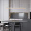 Luminaire suspendu de luxe linéaire, lustre moderne minimaliste pour tables de salle à manger et îlots de cuisine-129470505