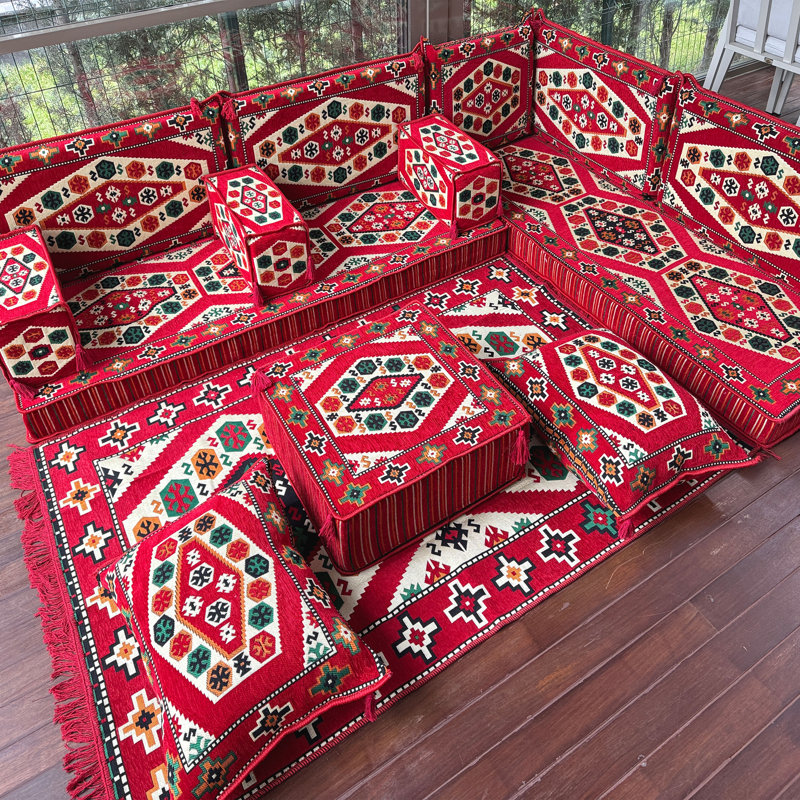 Grand canapé avec repose-pieds et revêtement Kilim