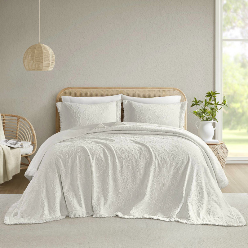 Grand couvre-lit 3 pièces avec élégance florale, chenille avec bordure frangée, combinaison de coton doux et aéré, surdimensionné pour les nuits de détente, peluche standard, lit facile à nettoyer à la machine, élégant