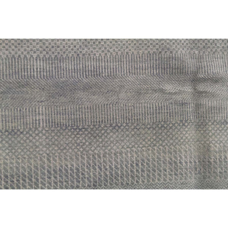 Tapis gris clair noué à la main de haute qualité