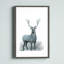 «Deer at Dusk» par Tarney - reproduction d'art encadrée-2133733339