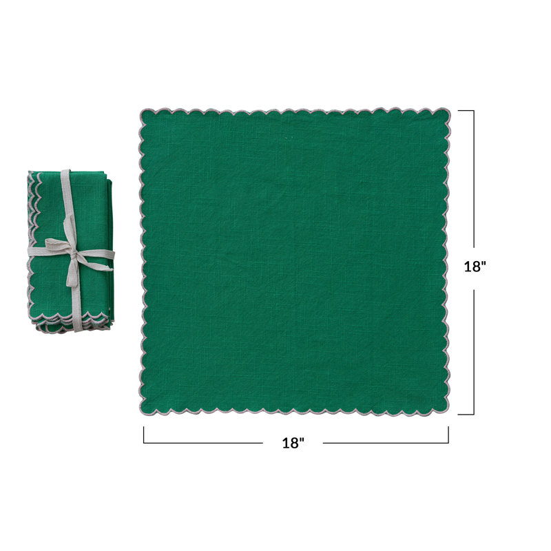 Scalloped Cotton Napkins in Garden