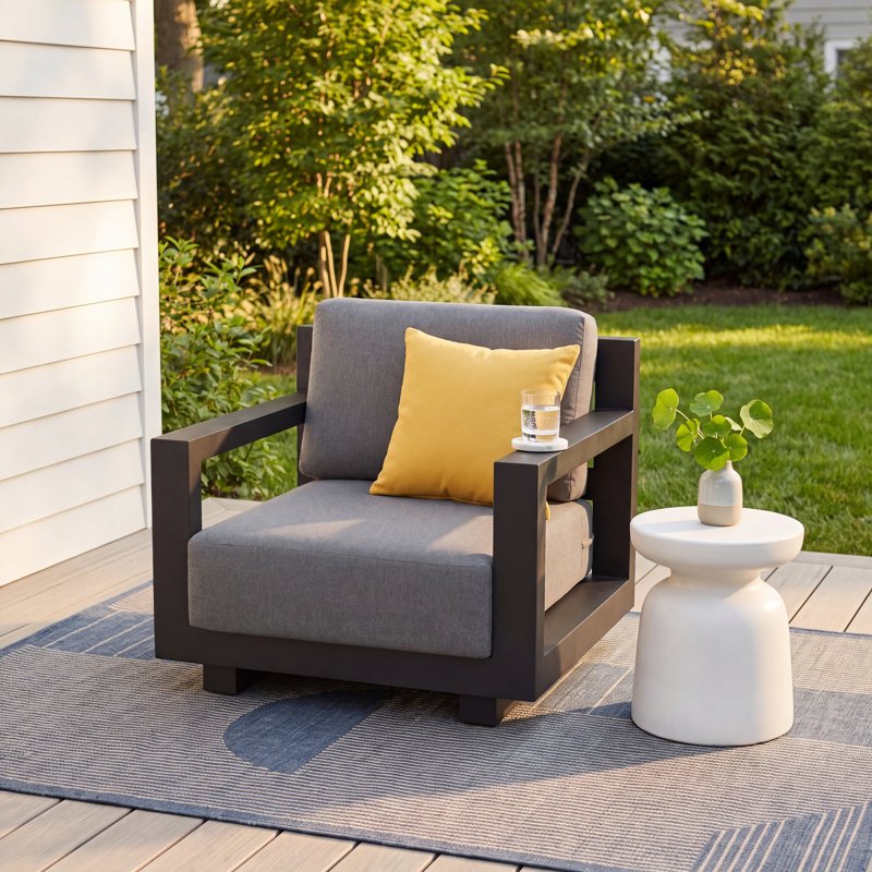Aden Aluminum Outdoor Lounge Chair, Gray