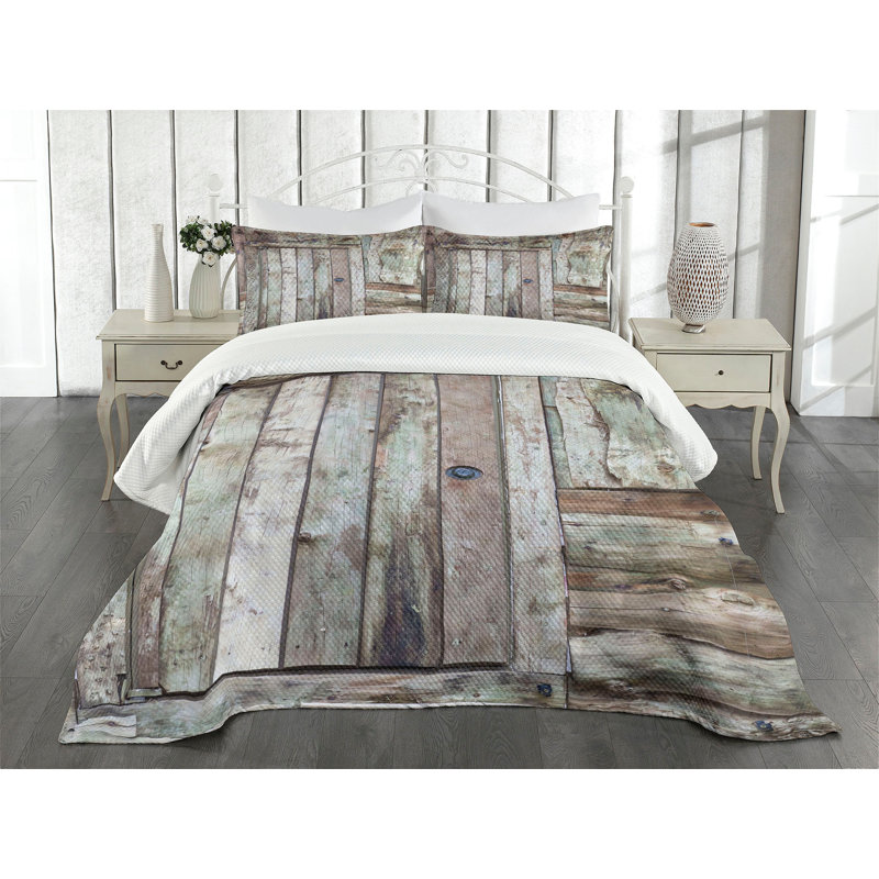 Rustic Brown Queen Bedspread Set with Barn Door Design