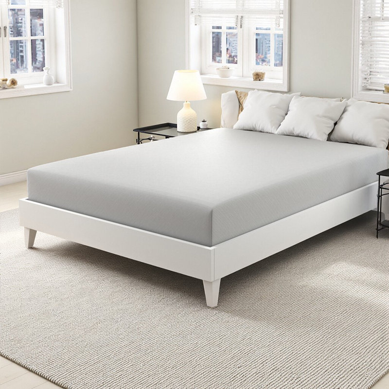 Matelas en mousse viscoélastique gélifiée 10 po - Certifié CertiPUR-US, soulagement de la pression et isolement des mouvements, livraison dans un lit.