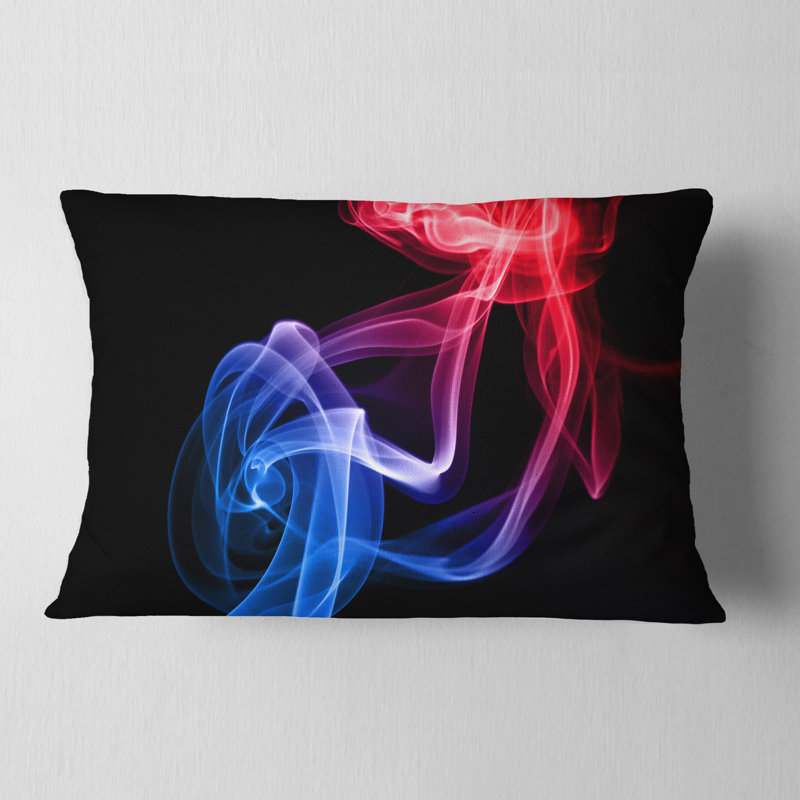 Fumée flottante bleue et rouge sur fond noir - coussin imprimé abstrait