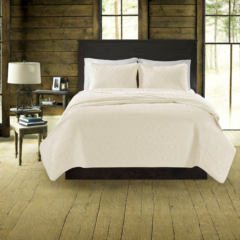 Durable Reversible Quilt Set, Cotton Material, Cottage Style For Home Bedding Sets