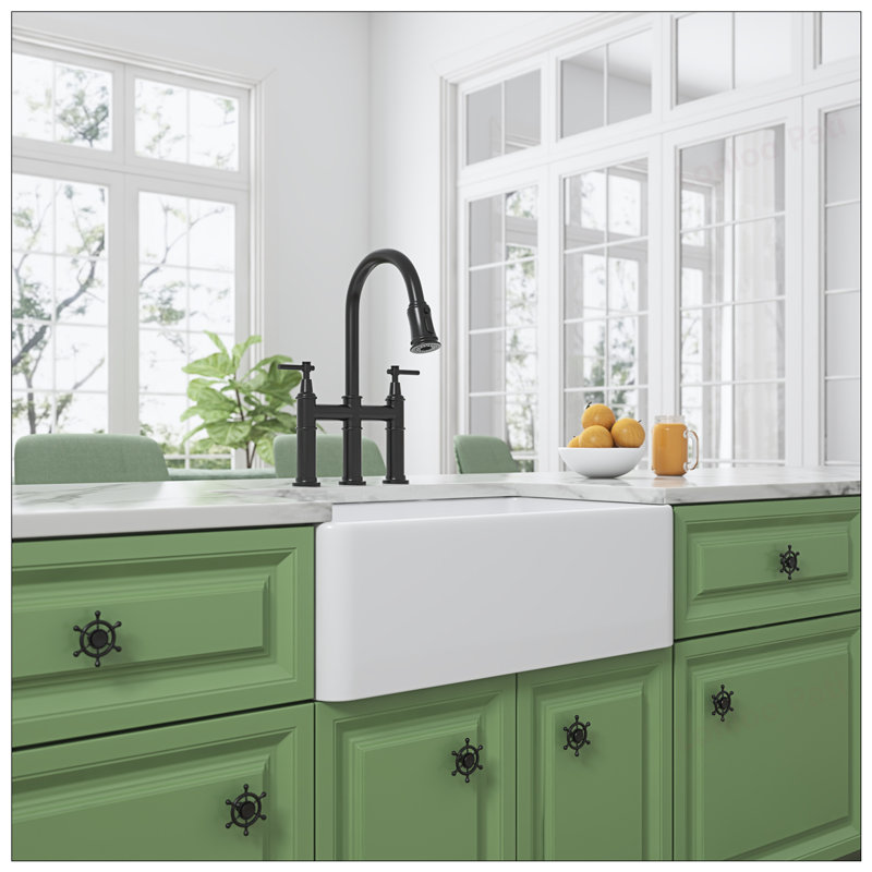 Évier de ferme durable en céramique blanche avec tablier profond et installation encastrée pour les cuisines modernes