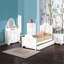 Table de chevet blanche 2 avec motifs floraux - Tiroirs coulissants en bois à centre lisse, construction, tiroir supérieur doublé de feutre pour une expérience harmonieuse dans la chambre à coucher, cadre, table d'appoint délicate