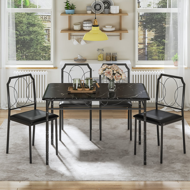    Ensemble de table de salle à manger noir pour 5 personnes Clodie, ensemble de table de cuisine industrielle moderne avec chaises, mobilier de salle à manger rectangulaire rustique de style campagnard, petit ensemble de salle à manger peu encombrant pour coin-repas, appartement, bistro et café
