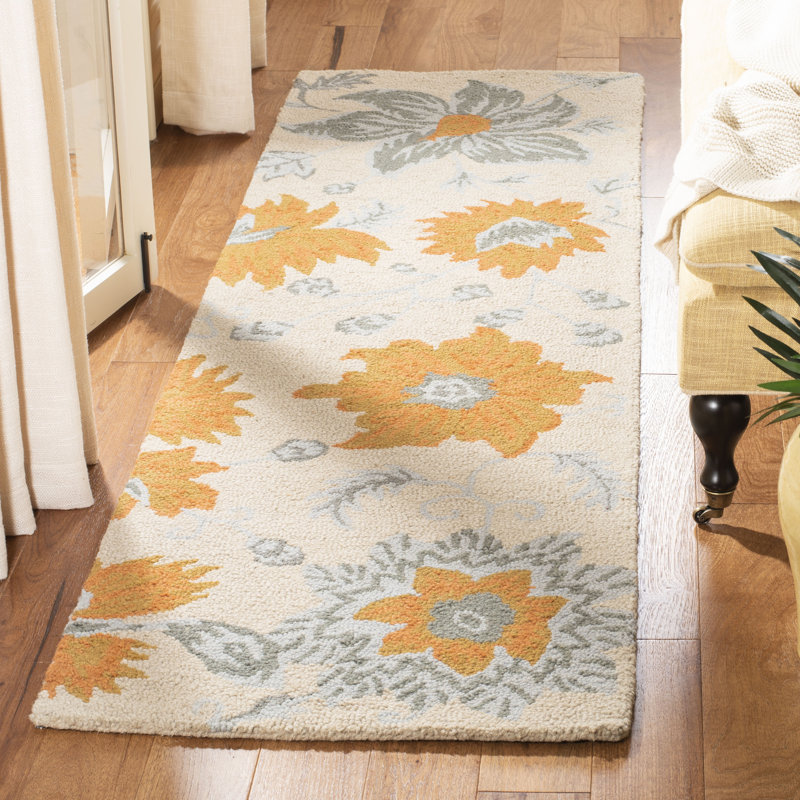 Tapis ivoire en laine crocheté à la main à motif floral Jahiem, Tapis de couloir 2 pi 3 po x 8 pi