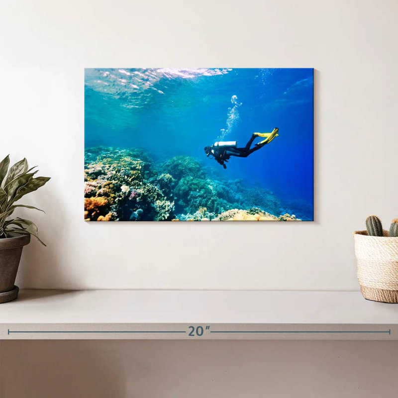 Senne Underwater Scuba Diver, 8" H x 12" W