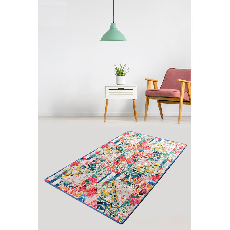 Raghnaid Floral Area Rug, Rectangle 160 x 230cm