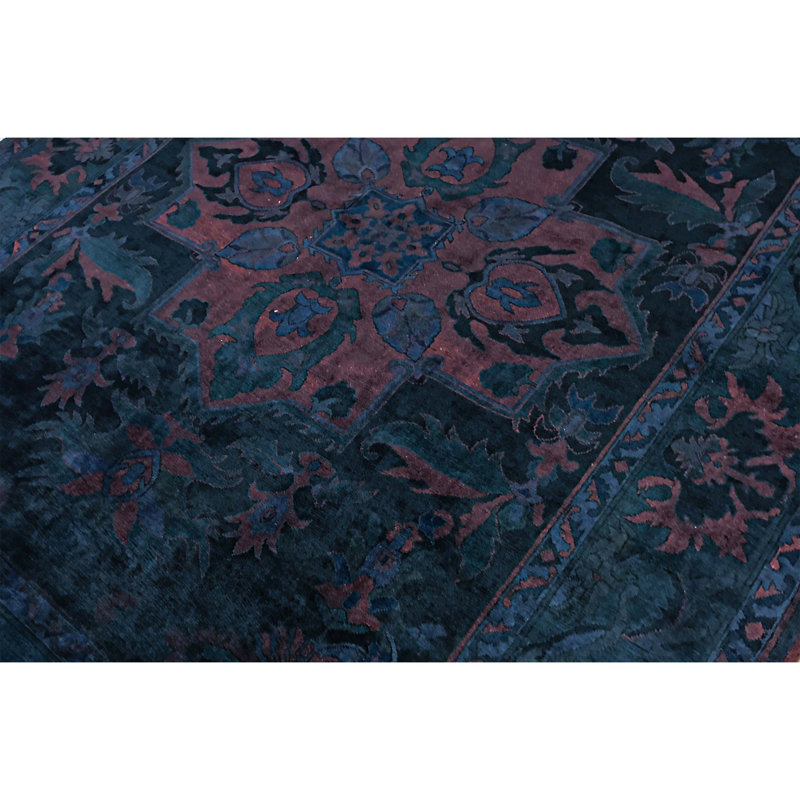 Hand Woven Wool Oriental Area Rug