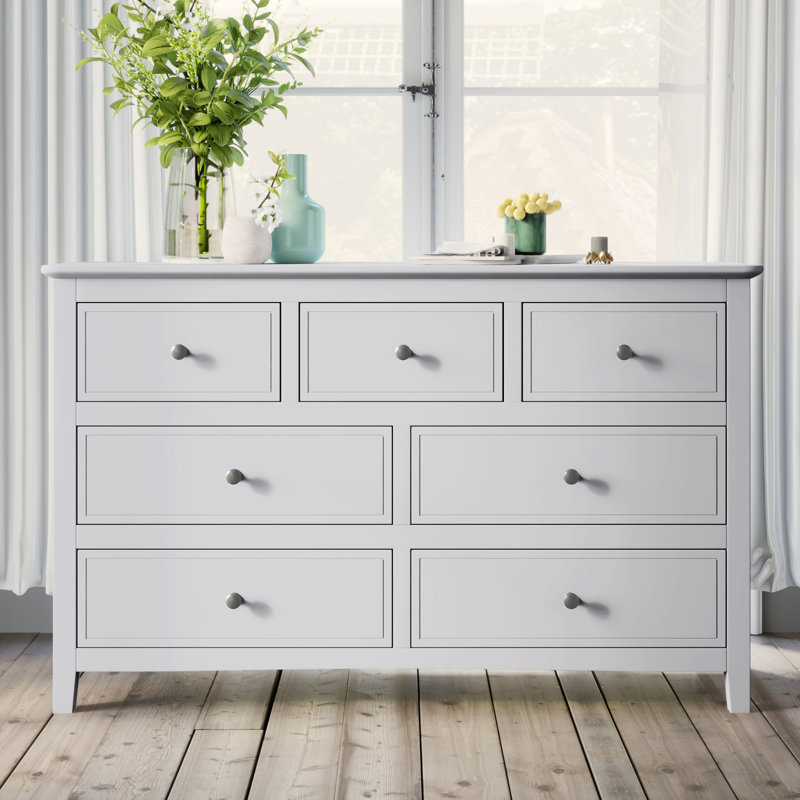 Commode 7 tiroirs en bois massif