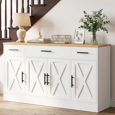 Buffet de 136 cm de large