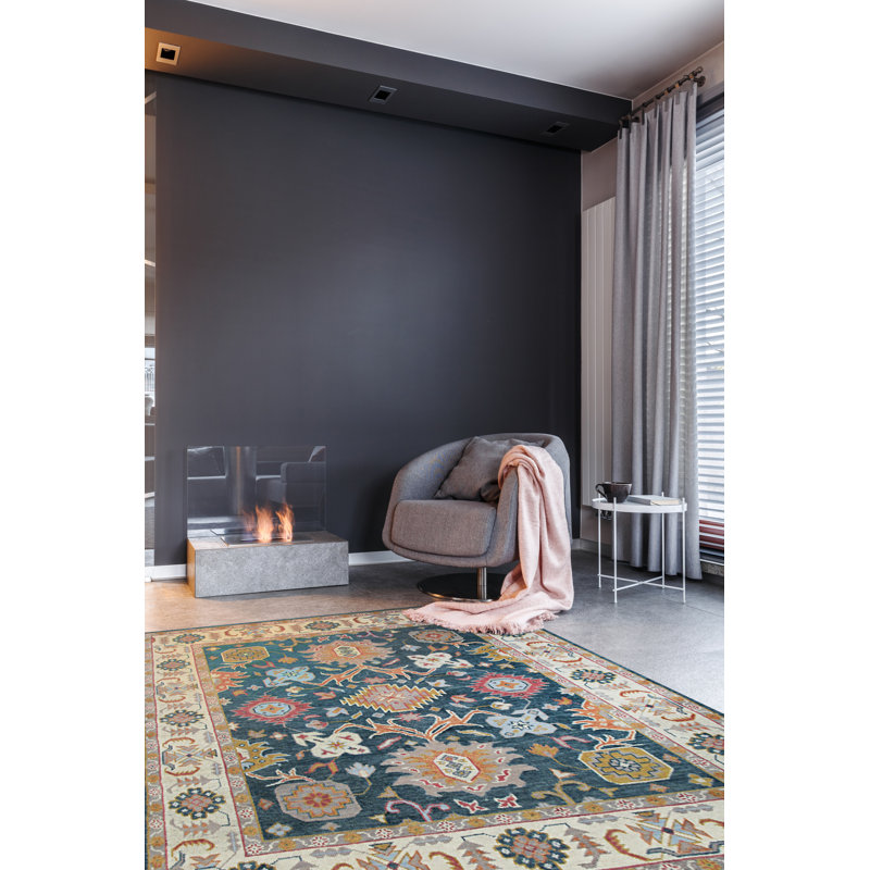 Tapis traditionnel gris anthracite en laine noué à la main Sarrah Oushak, Rectangle 9 pi x 12 pi