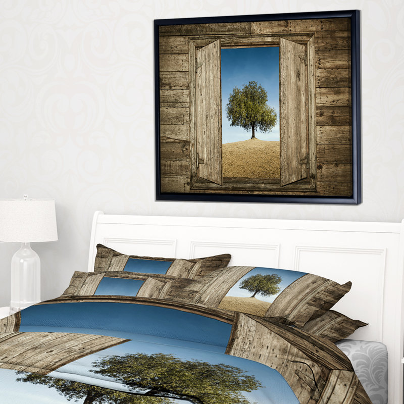 «Window Open to Solitaire Tree», impression, H 30 po x l 40 po x P 1,5 po, Toile avec cadre flottant