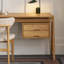 Bureau simple et durable avec pieds en bois de frêne