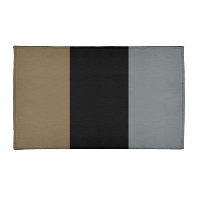 Tapis noir à rayures de hockey national