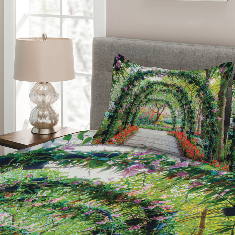 Farmhouse / Country Polyester Coverlet