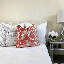 Housse de coussin décoratif rayée en velours-101081541-101081537