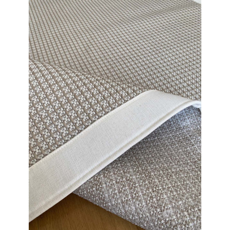 Tapis Olalla, Rectangle 3 pi 11 po x 12 pi 5 po