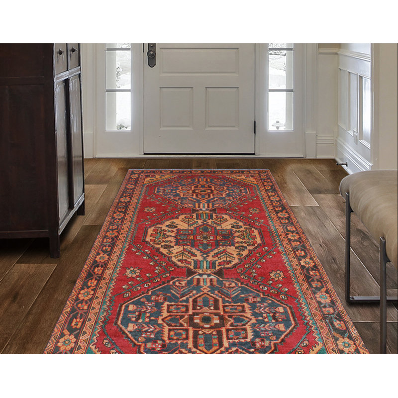 Khylar Distressed Naqueeb Red Runner